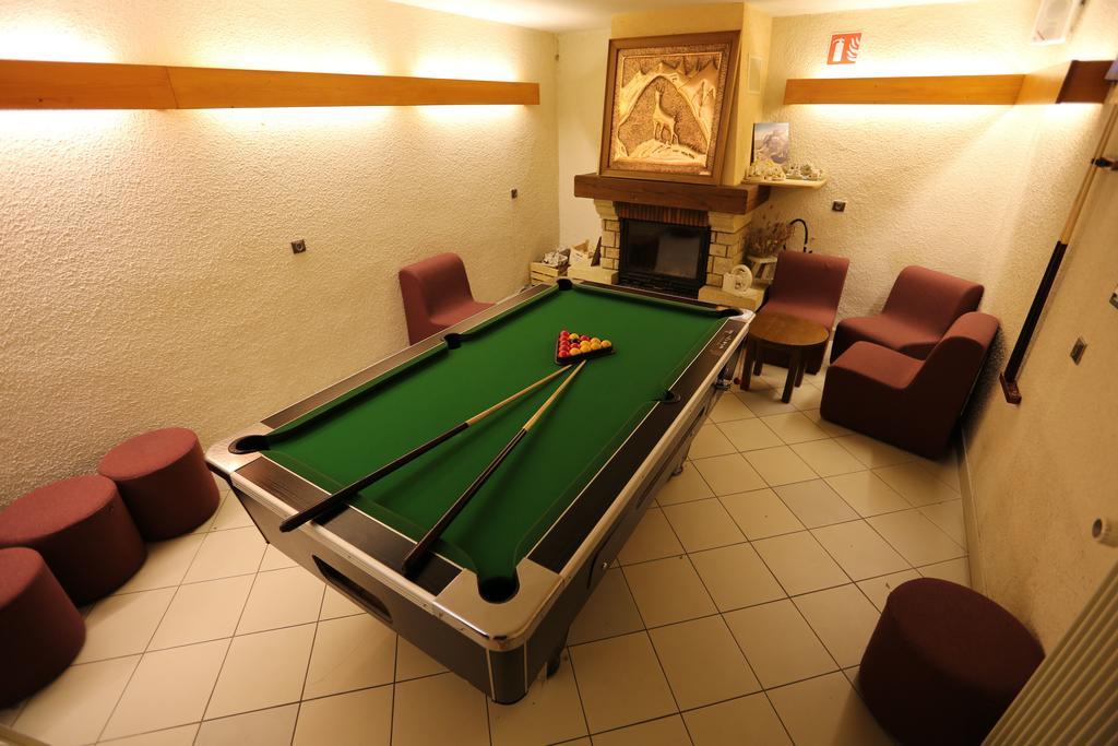 Hotel De La Poste วัลลัวร์ ภายนอก รูปภาพ