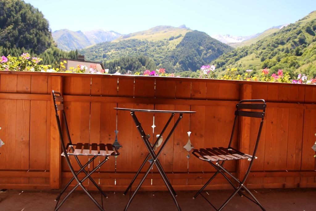 Hotel De La Poste วัลลัวร์ ภายนอก รูปภาพ